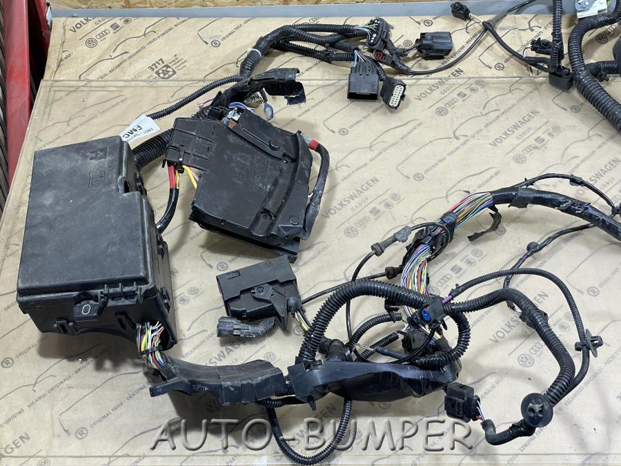 Ford Focus 3 Проводка (FMC) EM5T14K733FMC AV6T-14A142-AB